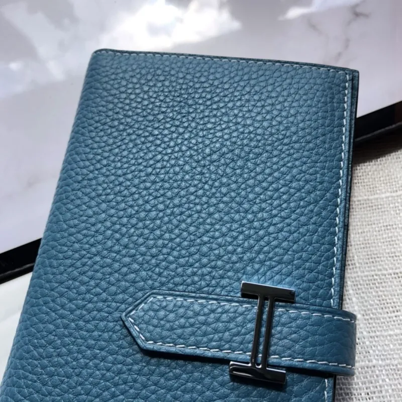 Alternative view of Hermes Wallets-80