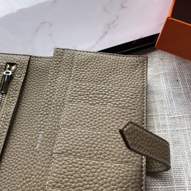 Hermes Wallets-83 - Image 4