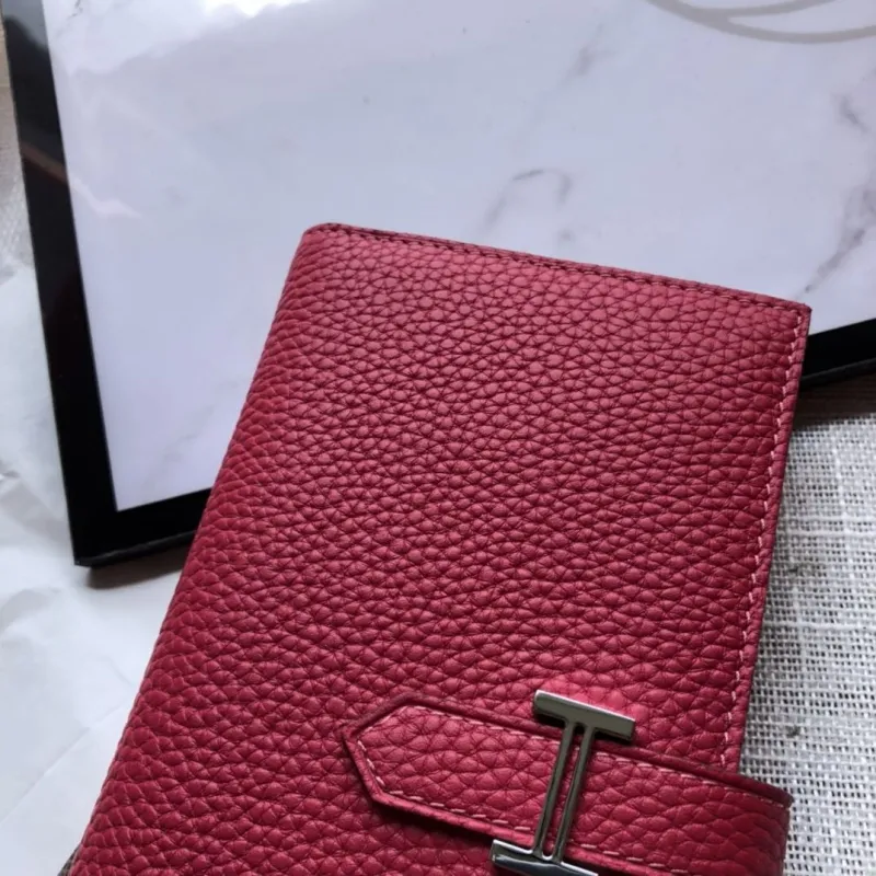 Alternative view of Hermes Wallets-85