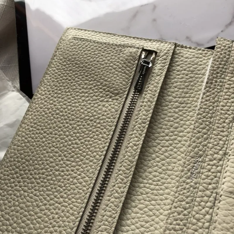 Hermes Wallets-89 - Image 5
