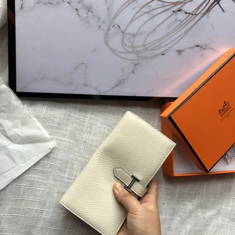 Hermes Wallets-89 - Image 6