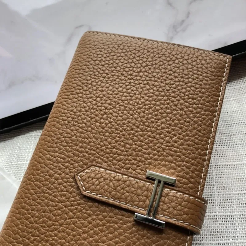 Alternative view of Hermes Wallets-91