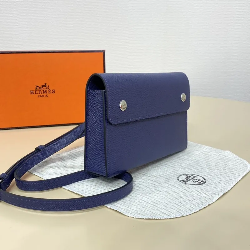 Alternative view of Hermes Wallets-95