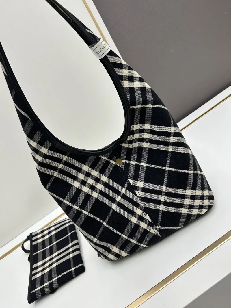 Burberry Black White Check Bucket Shoulder Bag 8091 - Image 3
