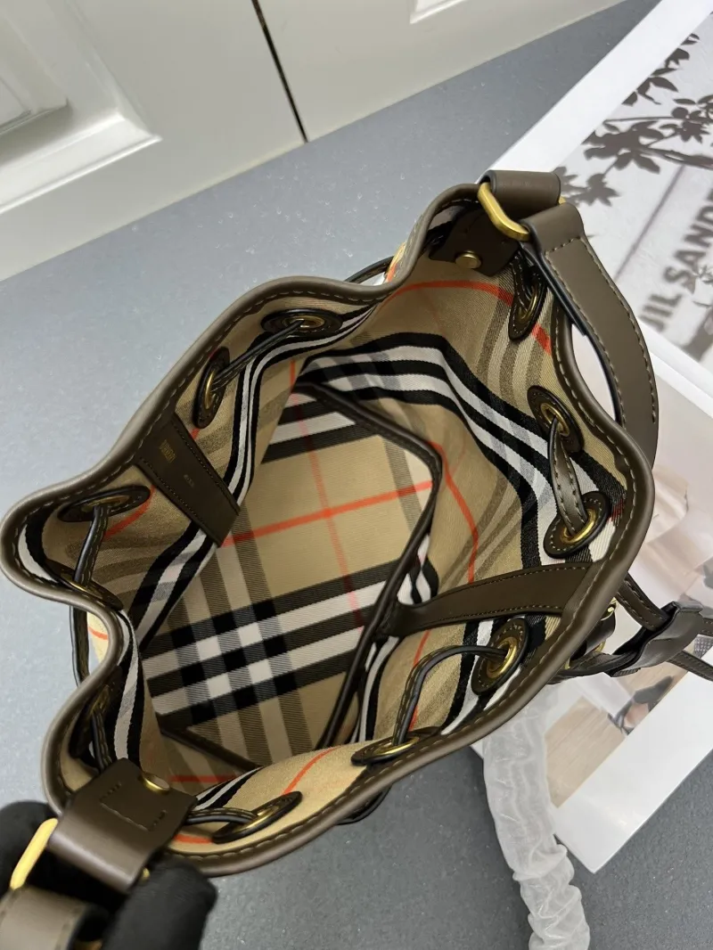 Burberry Large Check Bucket Bag 8058 - Image 8