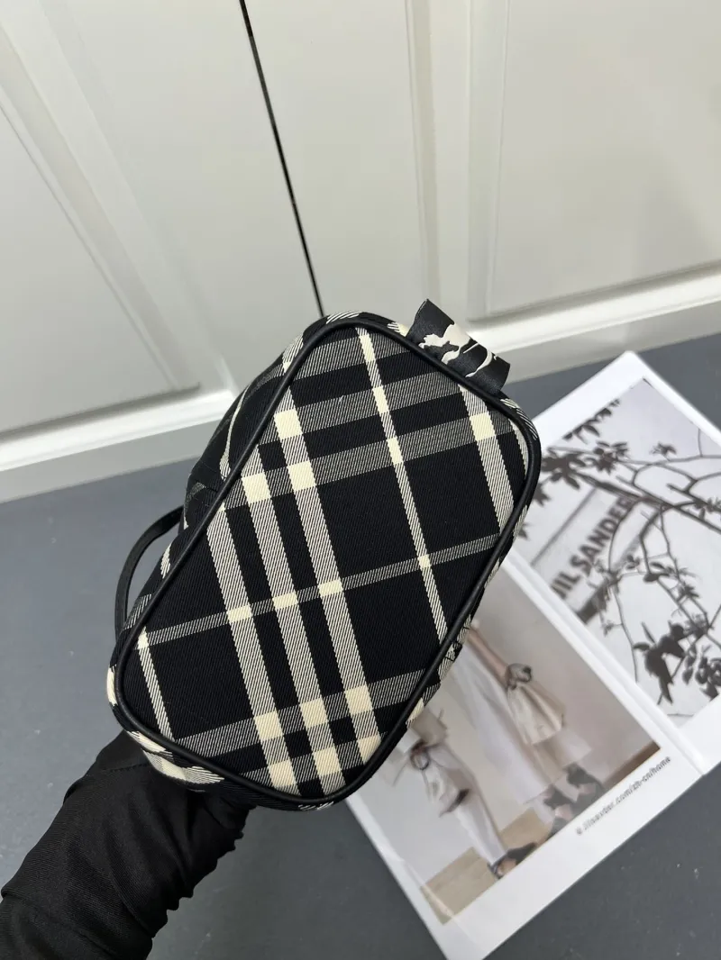 Burberry 8058 Large Black Check Bucket Bag - Image 6