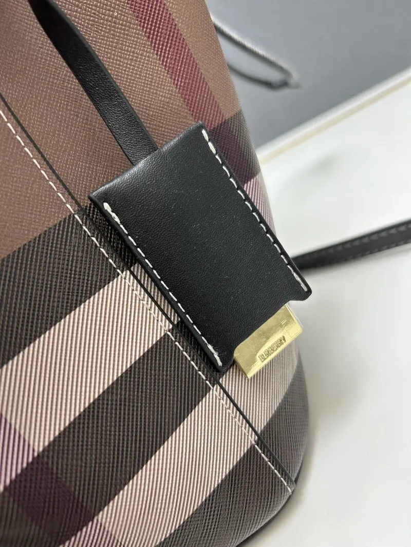 Burberry Classic Check Bucket Bag 8055 - Image 7