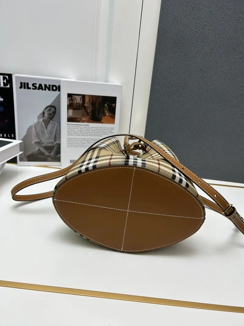 Burberry Vintage Check Bucket Bag 8055 - Image 4