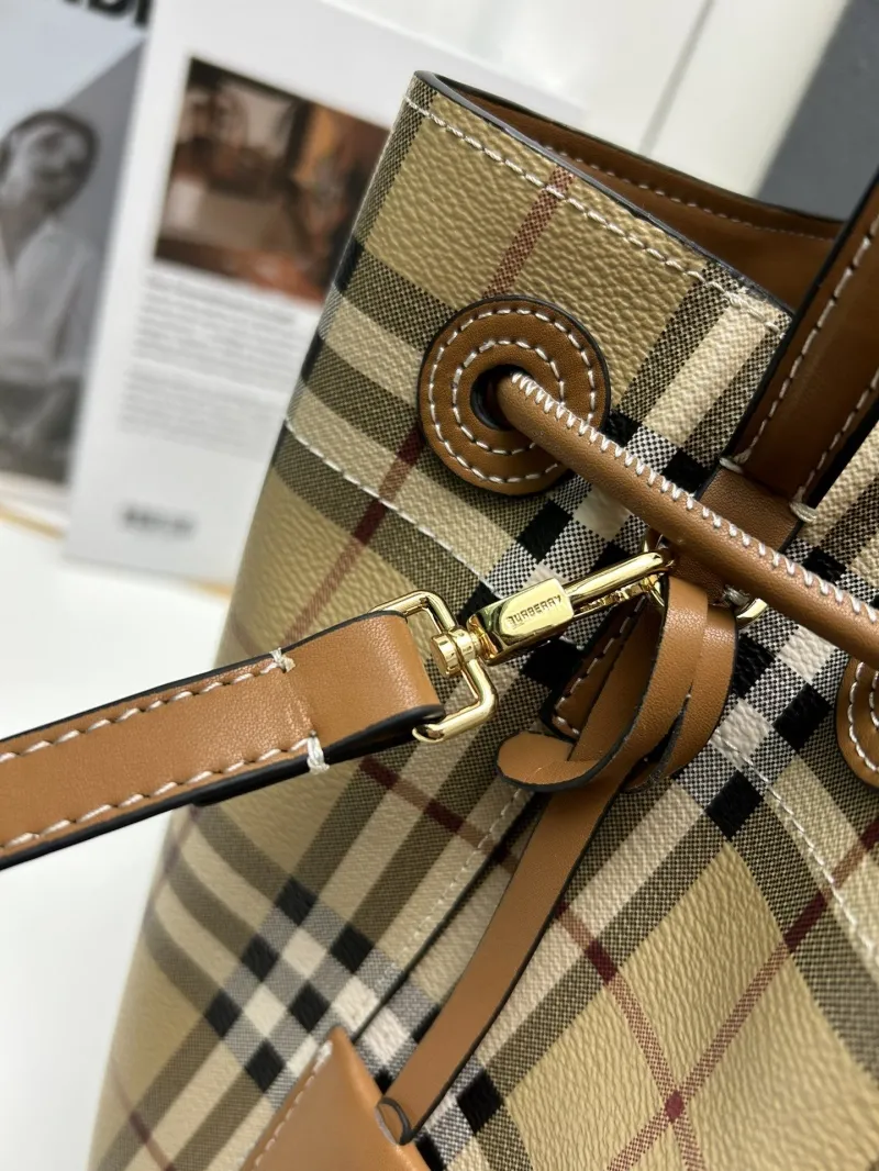 Burberry Vintage Check Bucket Bag 8055 - Image 6
