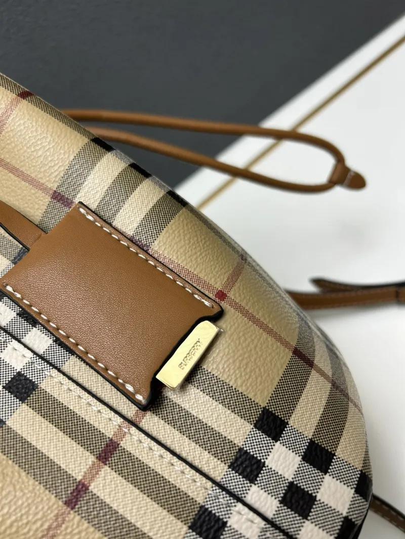 Burberry Vintage Check Bucket Bag 8055 - Image 7
