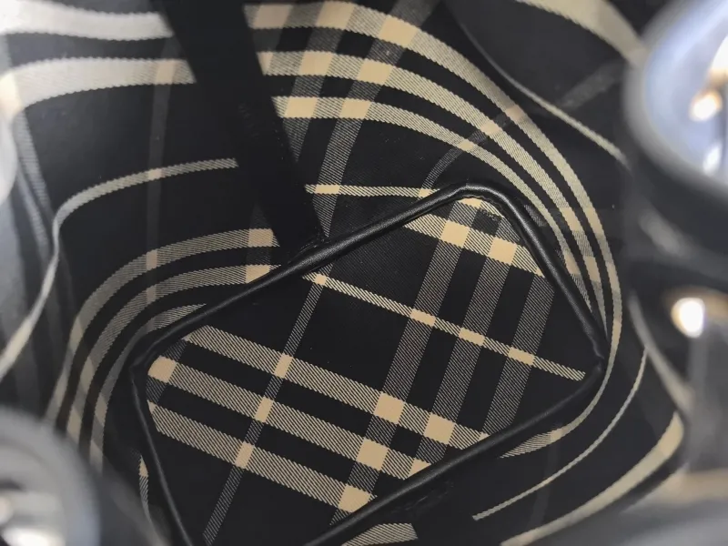 Burberry Black Check Bucket Bag with Teddy Charm - Image 8