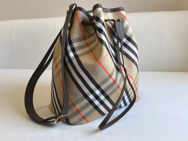 Alternative view of Burberry Bucket Bags-27