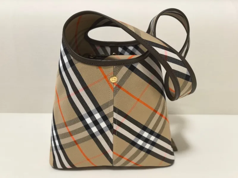 Burberry Classic Check Bucket Shoulder Bag - Image 3