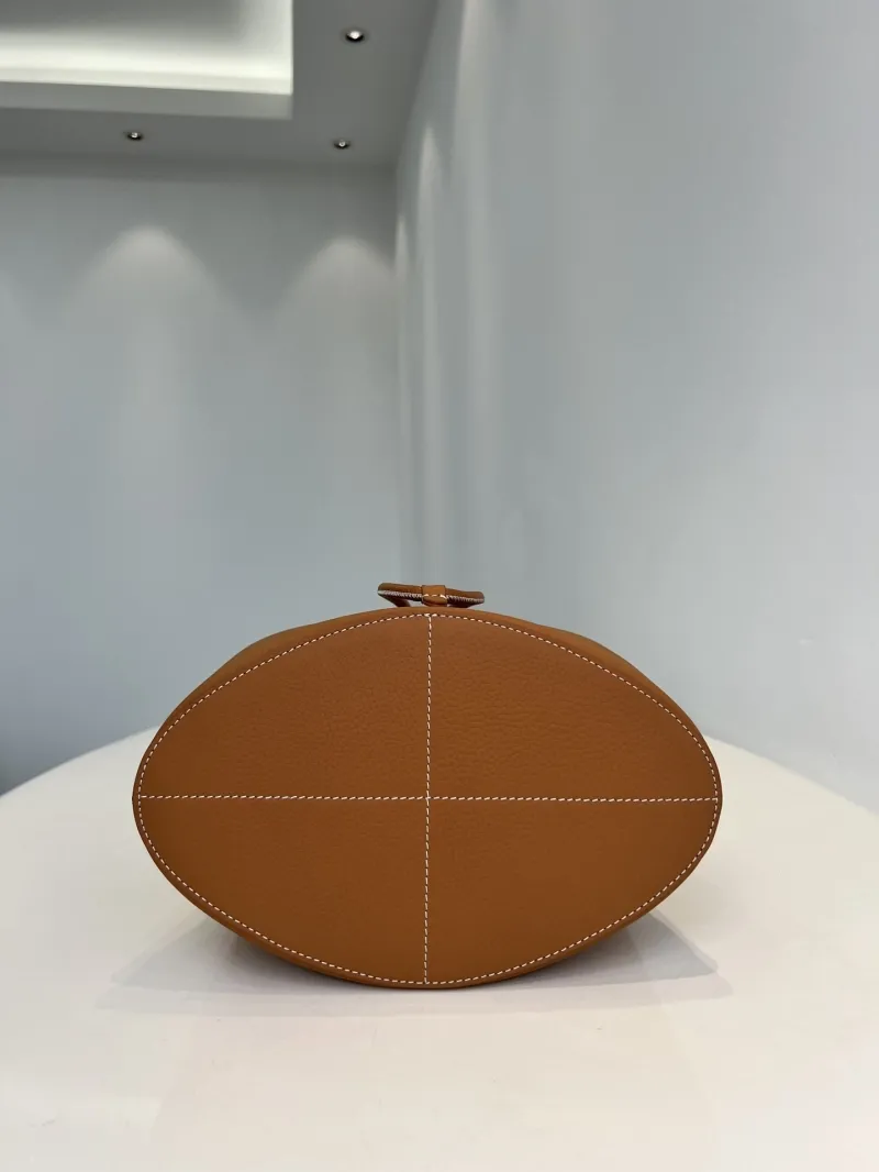 Burberry Brown Leather Bucket Bag - Image 7