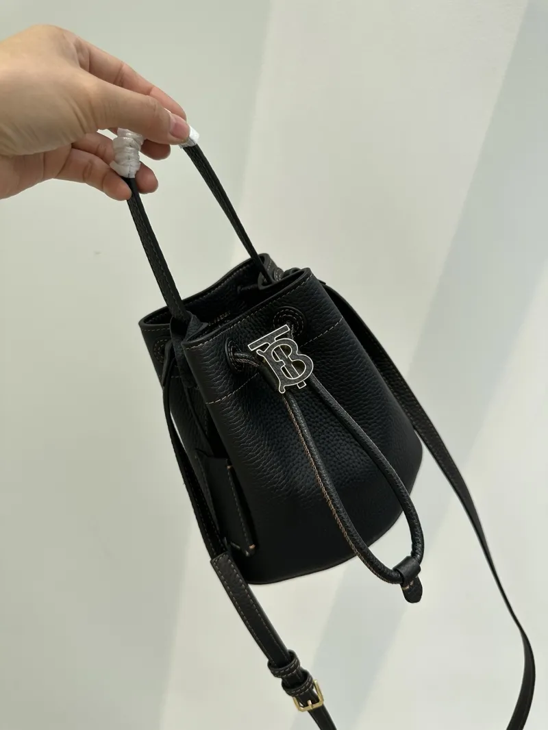 Burberry Black Leather Crossbody Bucket Bag 33 - Image 3