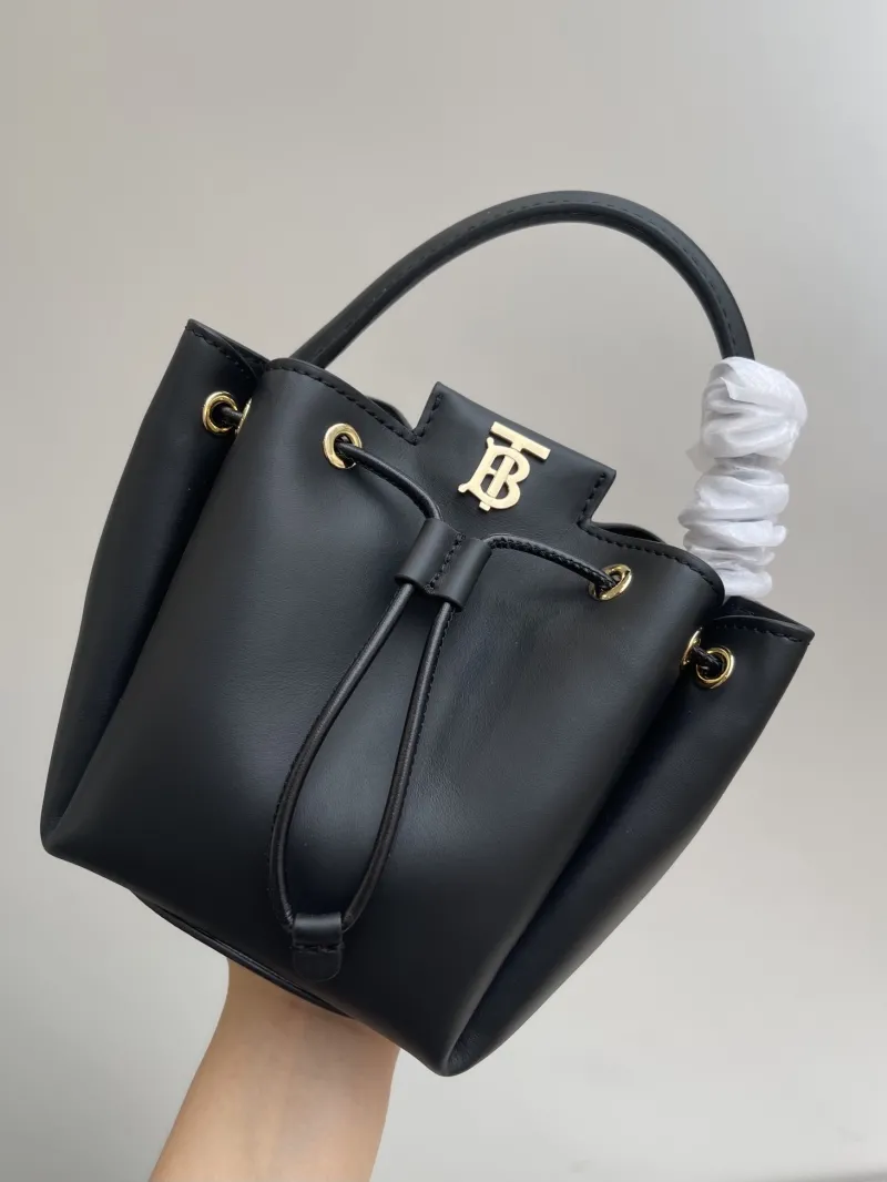 Burberry Black Leather Bucket Bag - Image 5