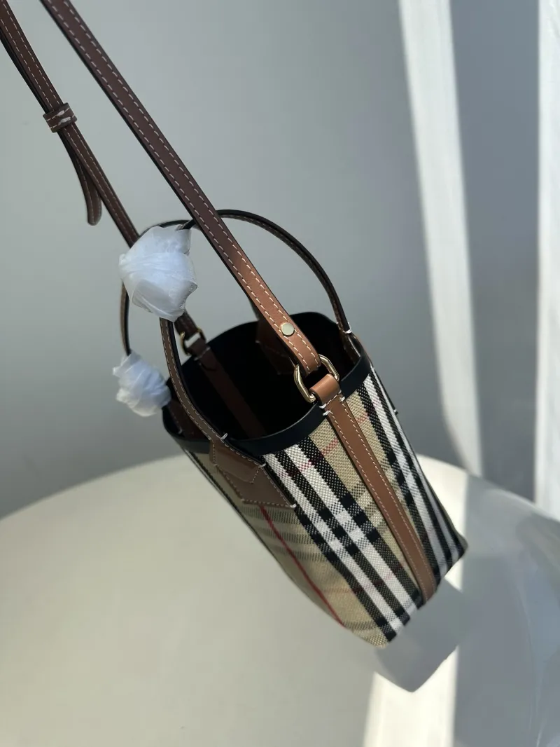 Alternative view of Burberry Bucket Bags-41