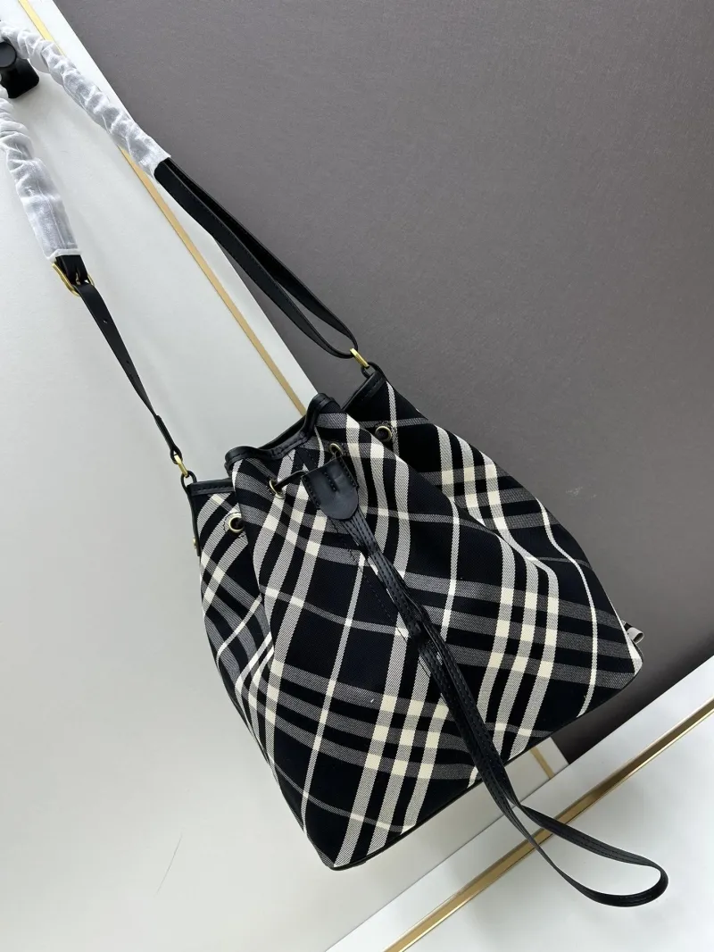 Burberry Black Check Bucket Bag 8058 - Image 7