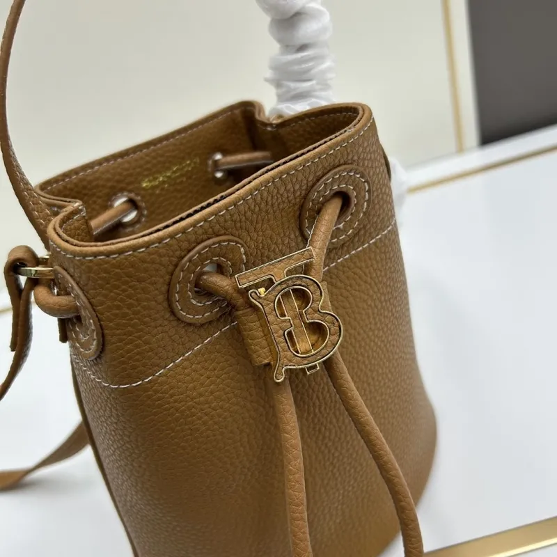 Burberry Brown Leather Bucket Bag - Image 4