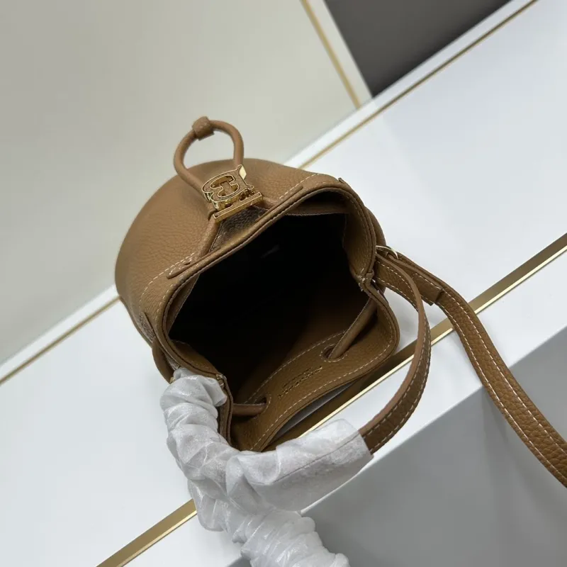 Burberry Brown Leather Bucket Bag - Image 7