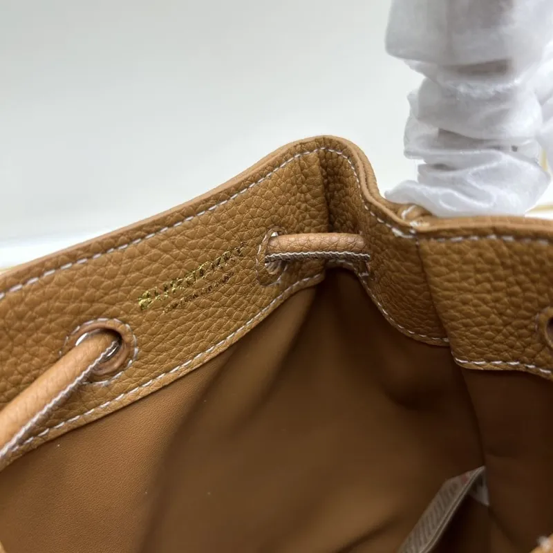 Burberry Brown Leather Bucket Bag - Image 8