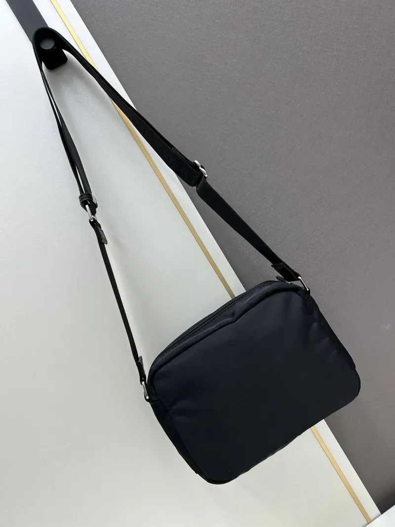 Alternative view of Burberry Satchel Bags-7