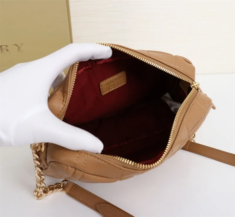 Burberry Tan Quilted Crossbody Camera Bag - Image 9