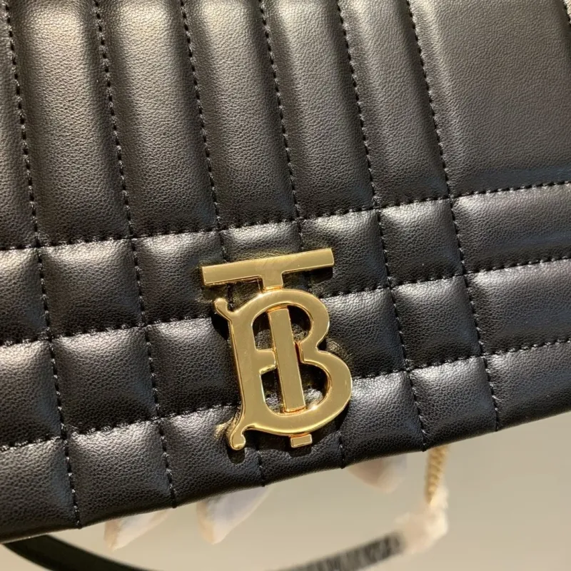 Burberry Black Quilted Chain Shoulder Bag - Image 5