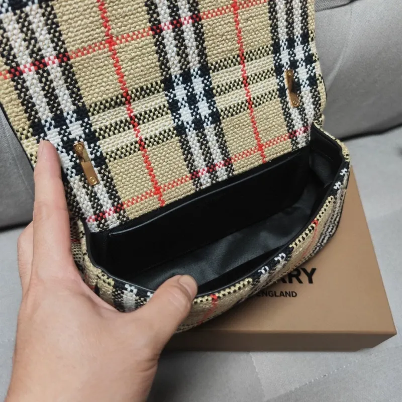 Burberry Vintage Check Chain Satchel Bag - Image 7