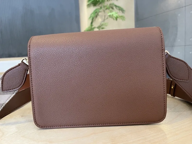 Burberry Brown Leather Crossbody Satchel Bag - Image 3