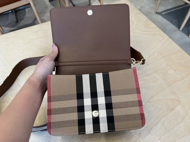 Burberry Brown Leather Crossbody Satchel Bag - Image 7