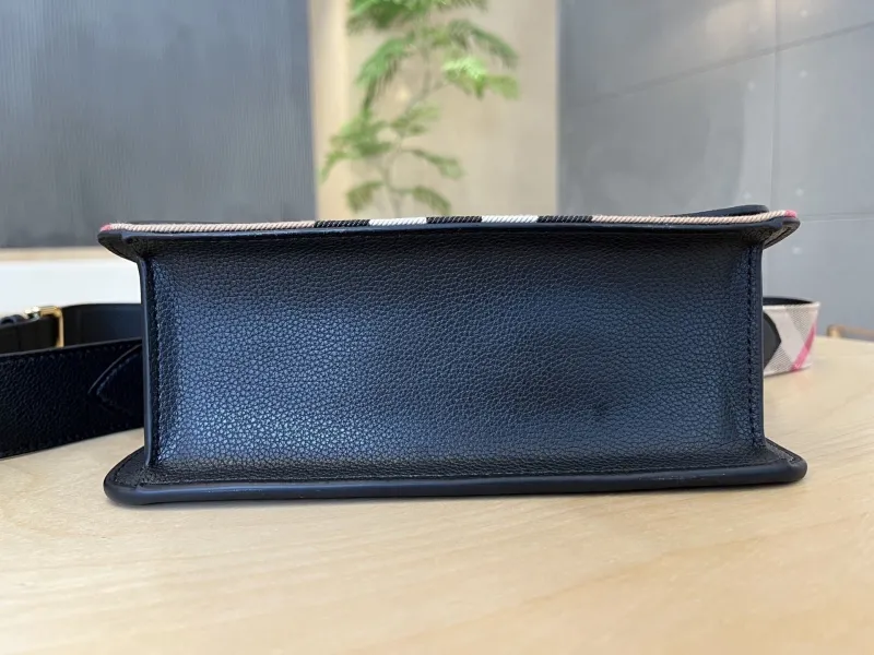 Burberry Black Crossbody Satchel Bag - Image 5