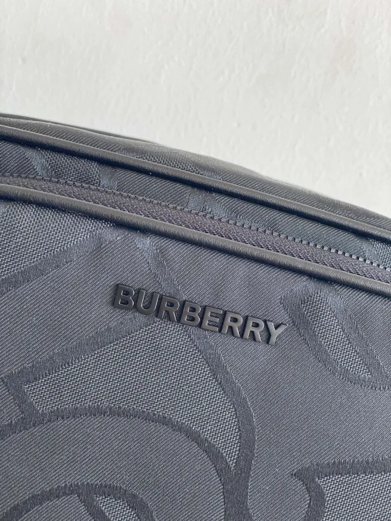 Burberry Black Crossbody Shoulder Bag - Image 5