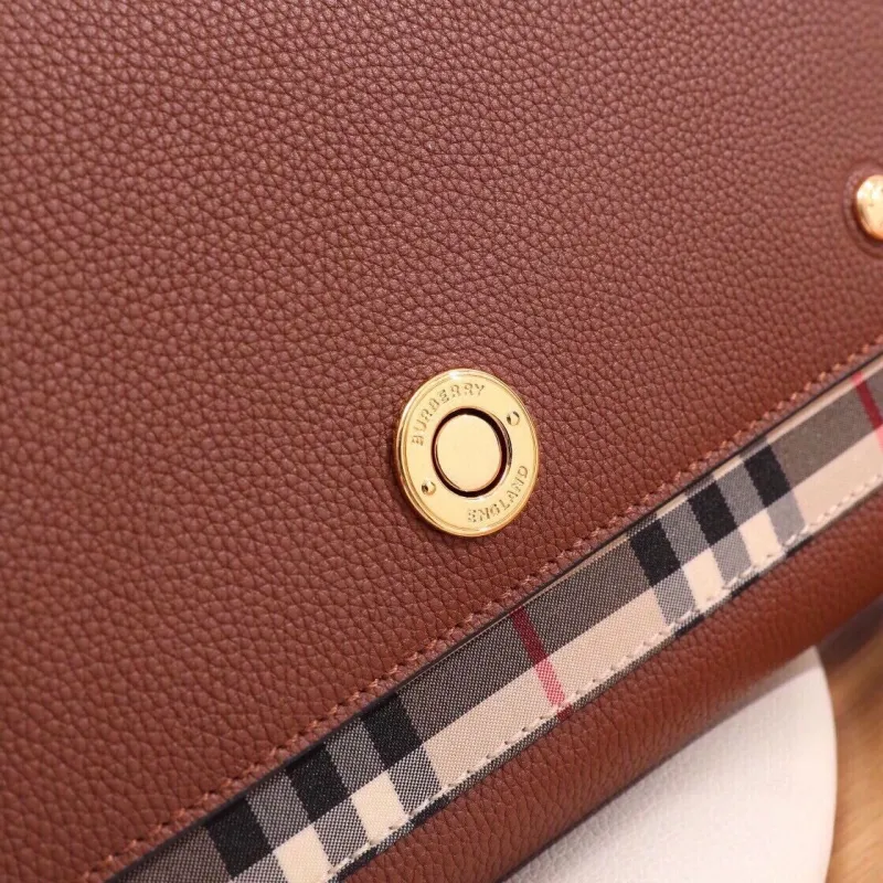 Burberry Brown Leather Crossbody Bag - Image 5