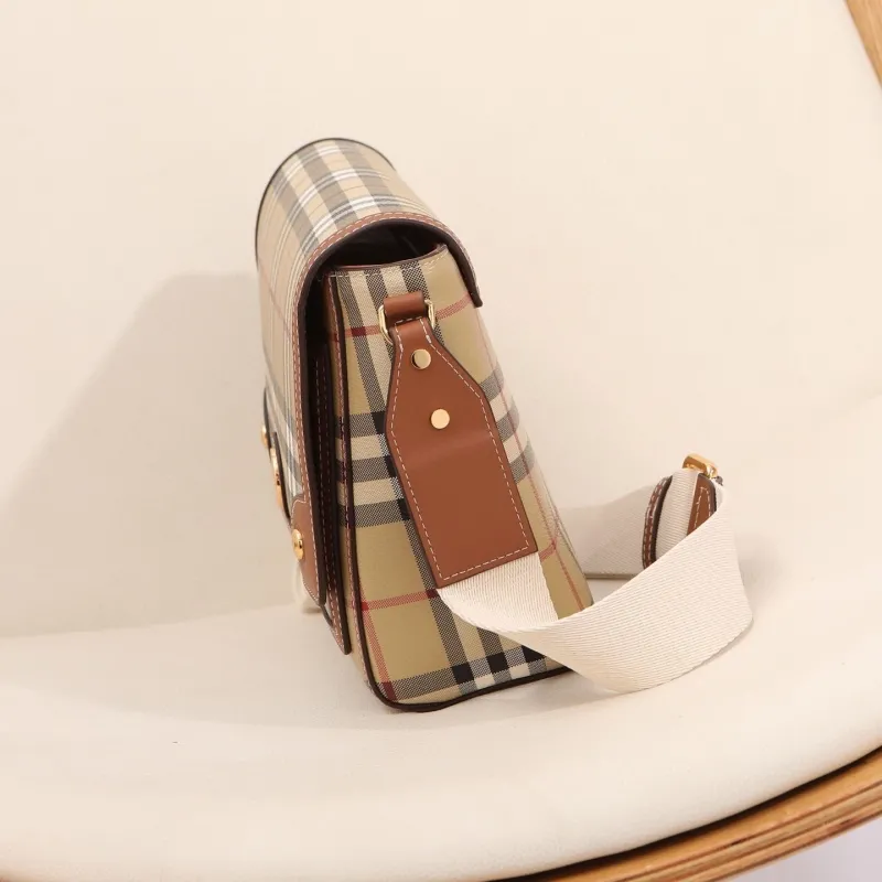 Burberry Vintage Check Crossbody Satchel Bag - Image 3