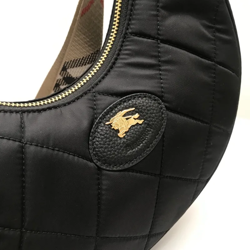 Burberry Black Quilted Crescent Shoulder Bag - Image 3