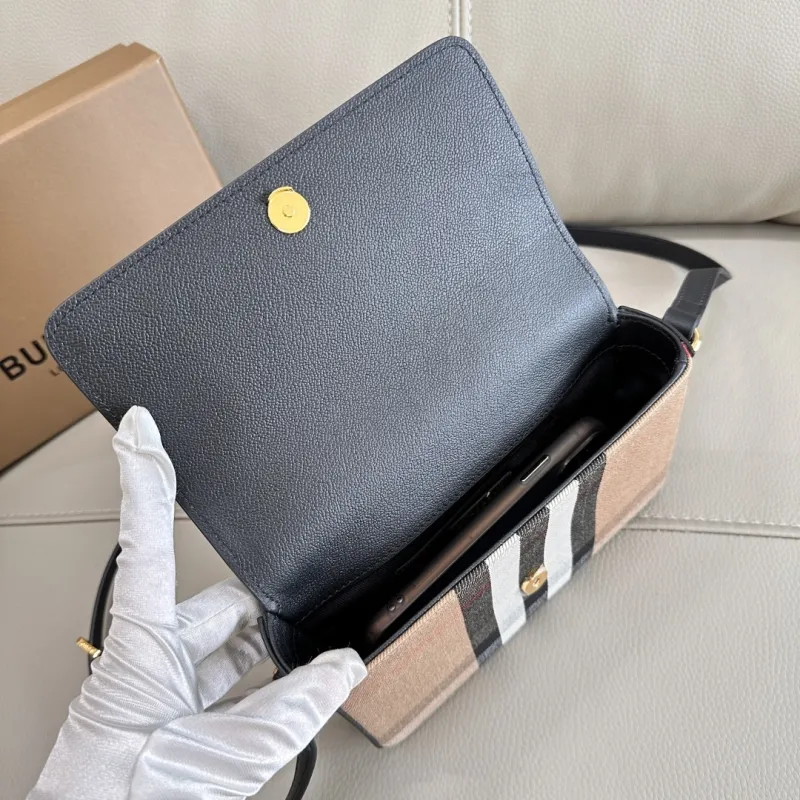 Burberry Black Leather Crossbody Bag - Image 7