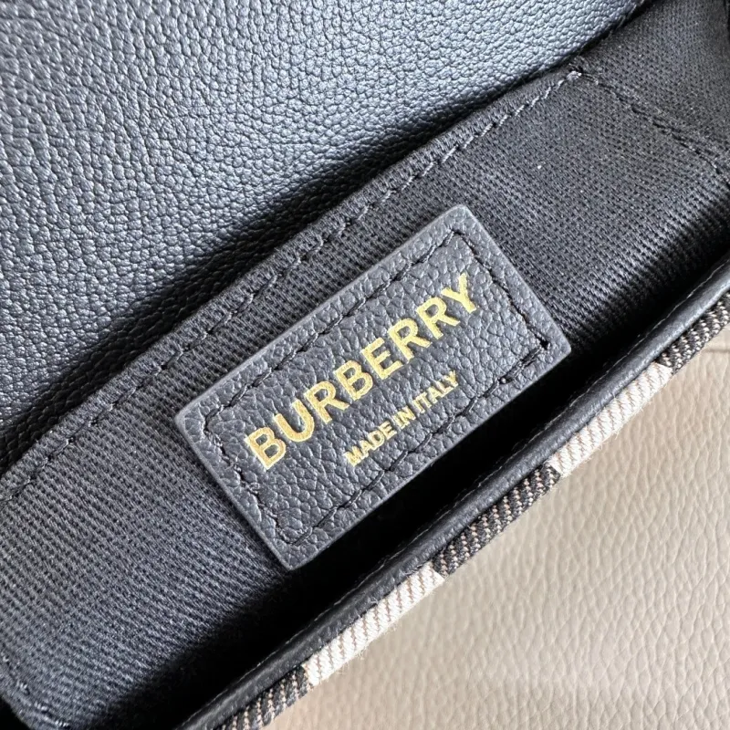 Burberry Black Leather Crossbody Bag - Image 8