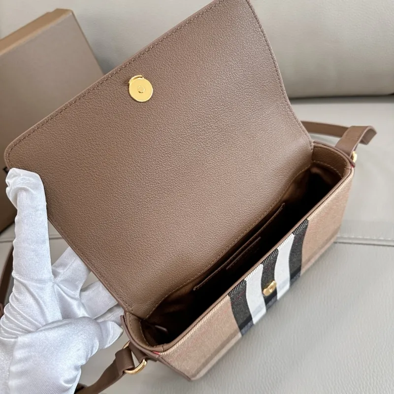 Burberry Brown Leather Crossbody Satchel Bag - Image 6