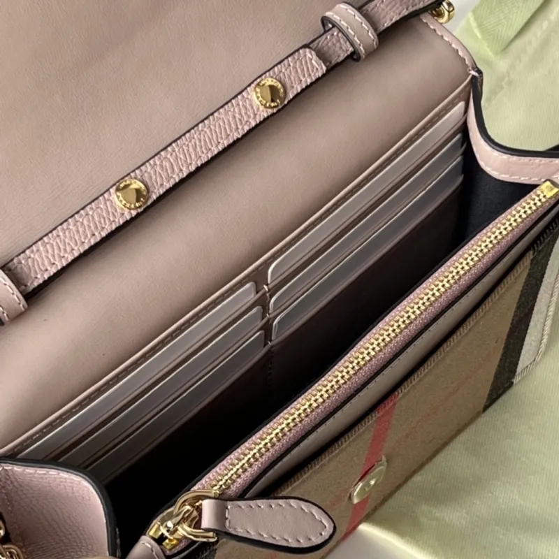 Burberry Light Pink Crossbody Satchel Bag - Image 7