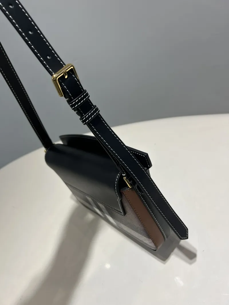 Alternative view of Burberry Satchel Bags-119
