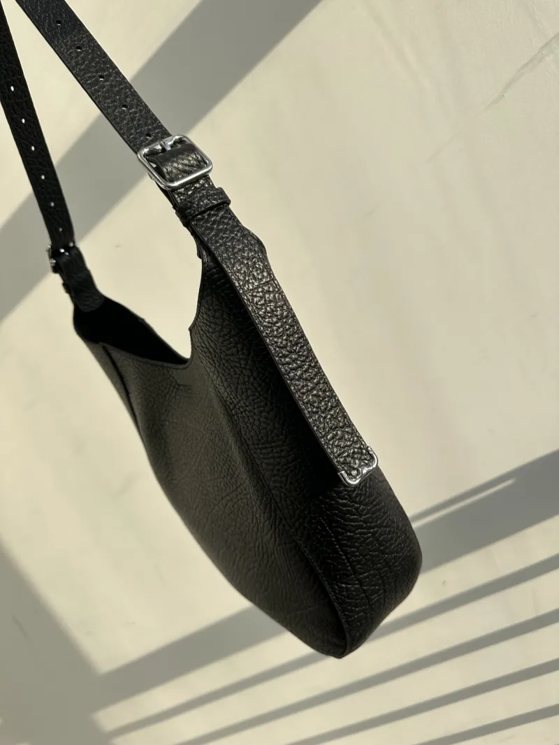 Alternative view of Burberry Satchel Bags-124