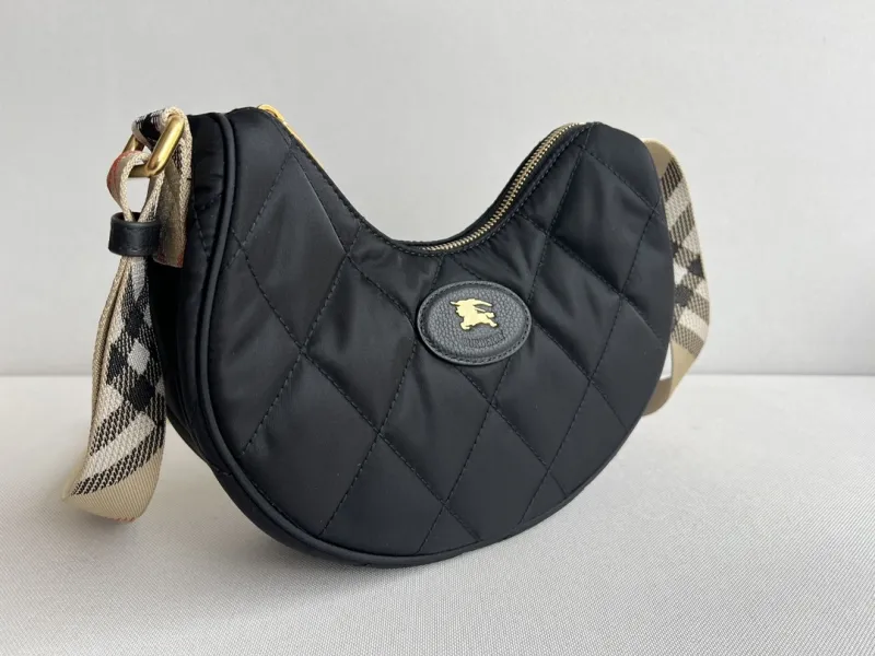 Burberry Black Quilted Crescent Crossbody Bag 137 - Image 3