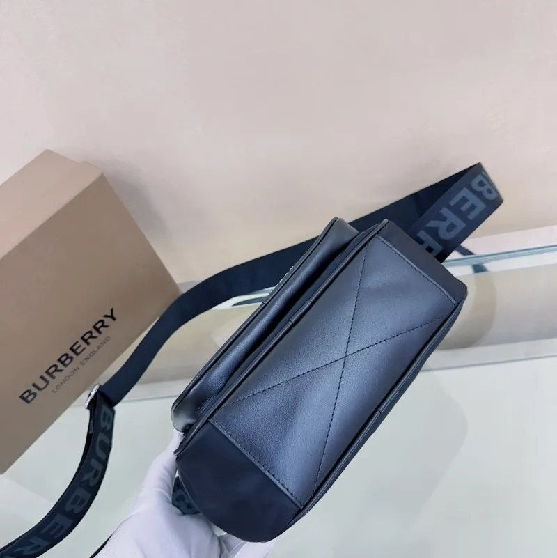 Burberry Navy Crossbody Shoulder Bag - Image 8