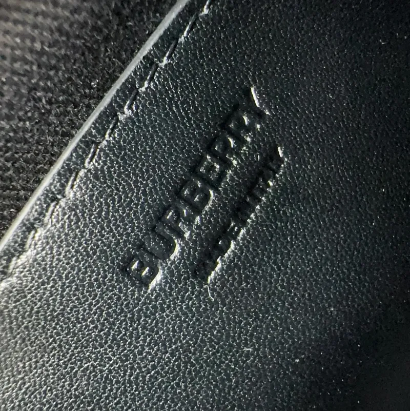 Burberry Black Quilted Crossbody Camera Bag 80490481 - Image 9