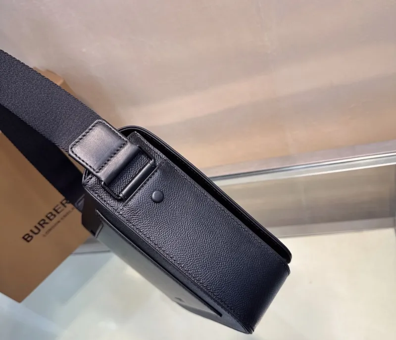 Burberry Black Leather Crossbody Messenger Bag - Image 6