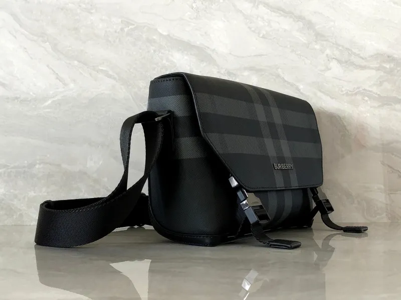 Burberry Black Charcoal Check Messenger Bag - Image 3