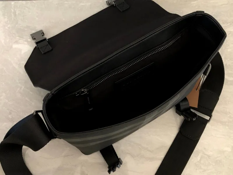 Burberry Black Charcoal Check Messenger Bag - Image 8