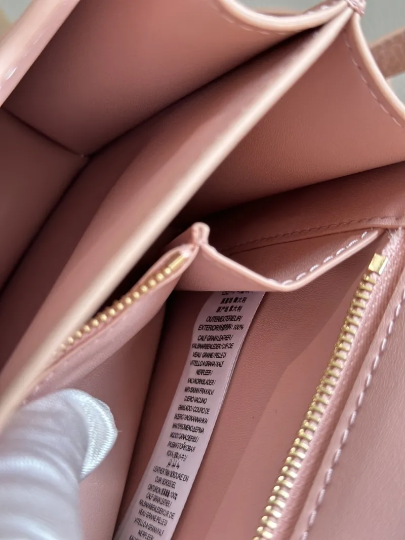 Burberry Pink Leather Crossbody Satchel Bag - Image 9