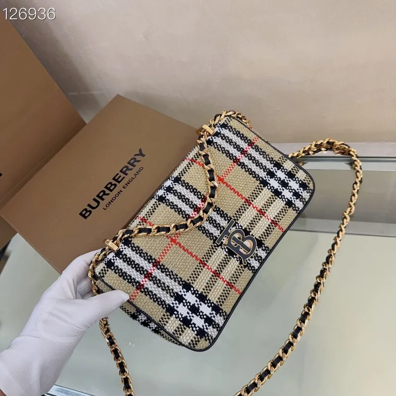 Burberry Beige Vintage Check Chain Shoulder Bag 126936 - Image 4